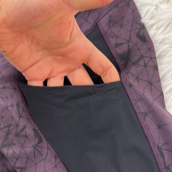 Lululemon Trail Bound Tight Full-On Luxtreme Star Crushed Black Cherry - Picture 4 of 8